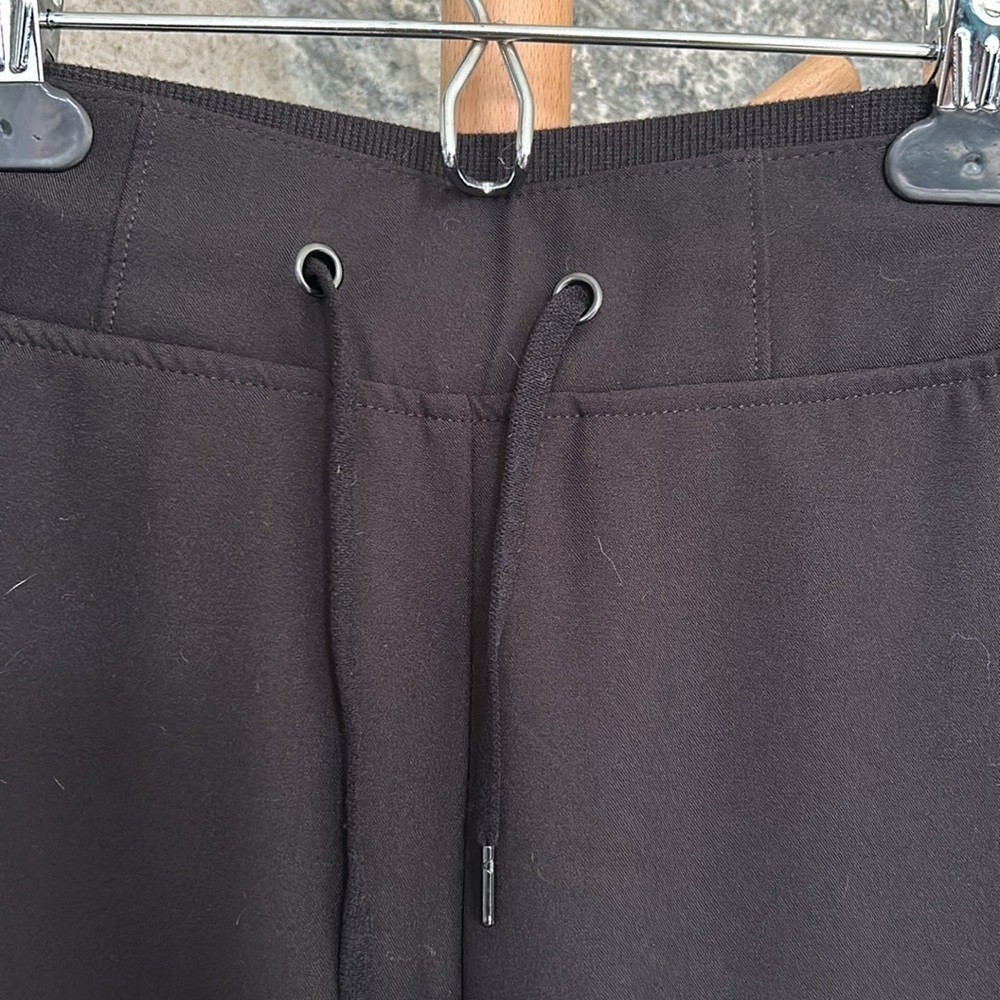 Activewear pants - Picture 3 of 9